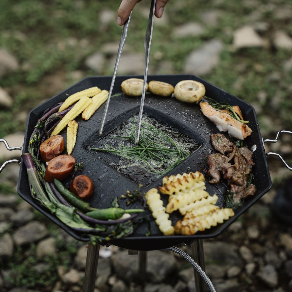 <div class="metafield-rich_text_field"><p>Fry Center. Grill Outside</p></div>