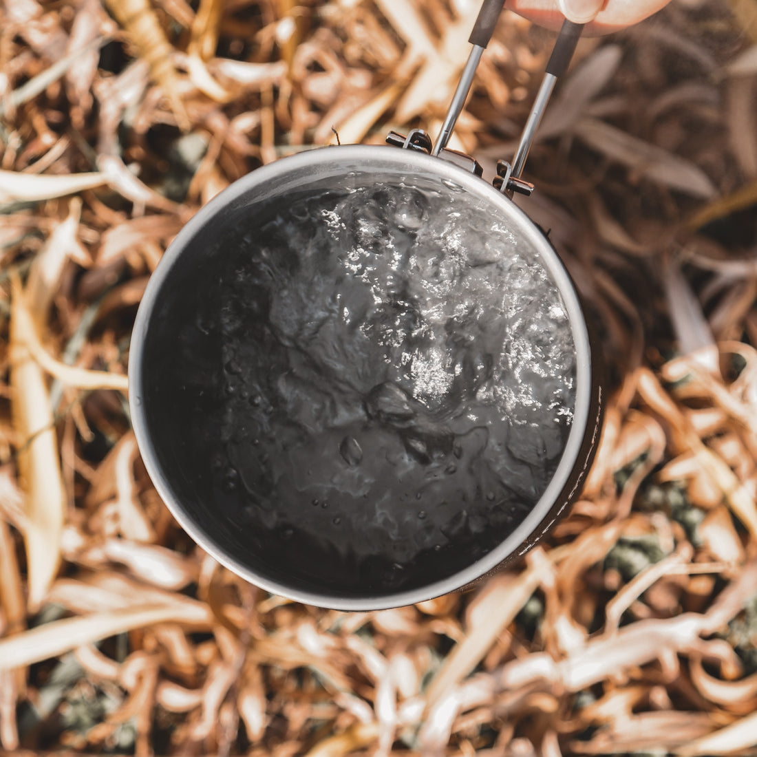 <div class="metafield-rich_text_field"><p>2200W vs. The Elements.</p></div>