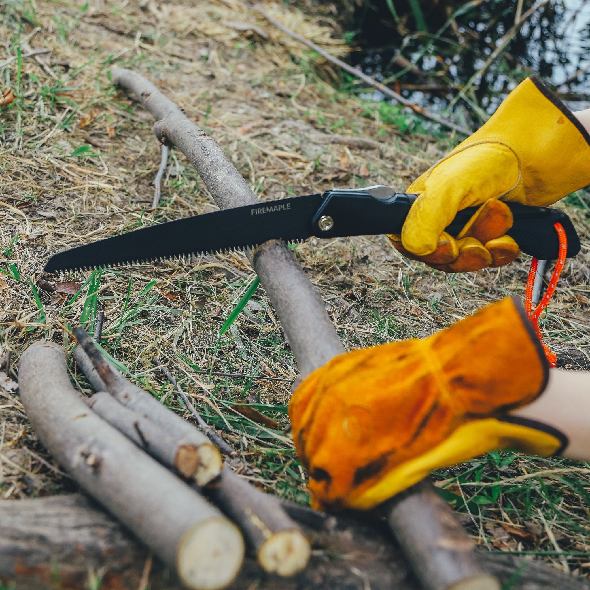 Knight Folding Hand Saw - Fire Maple